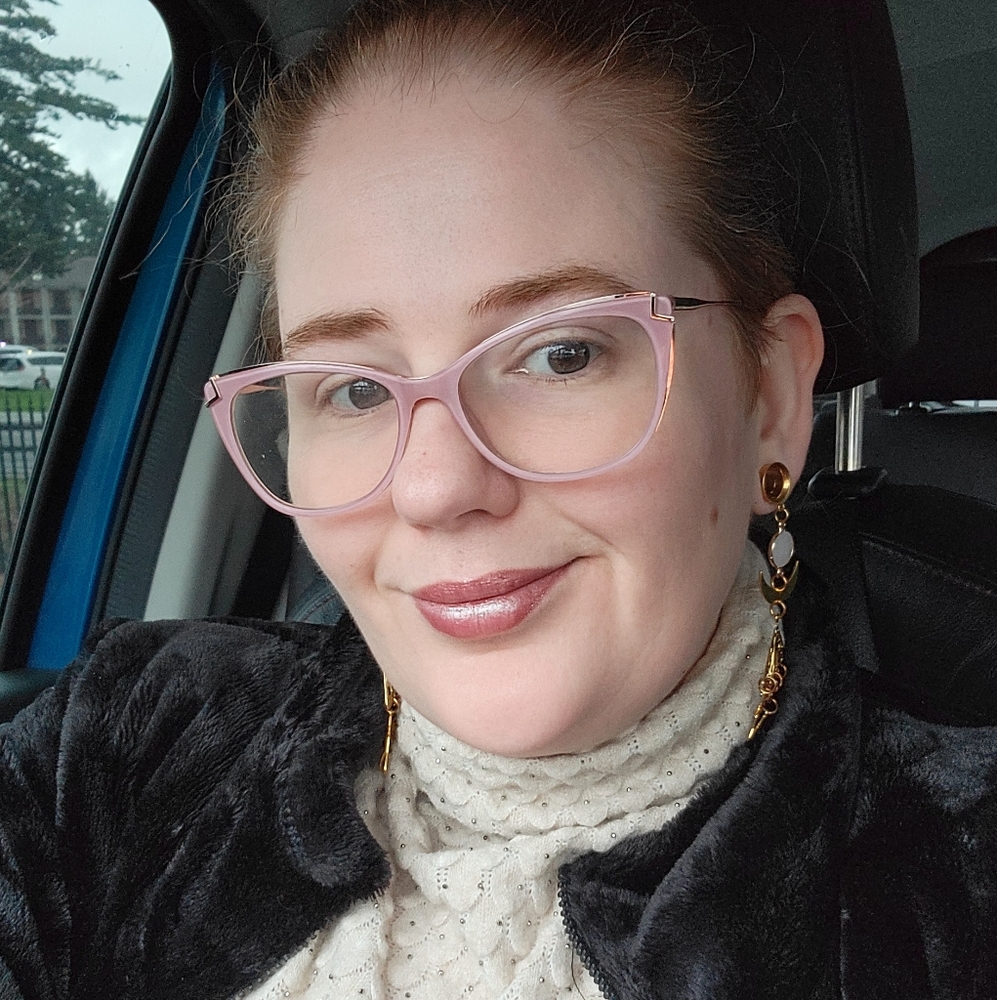 Meet your Posher, Roseanna